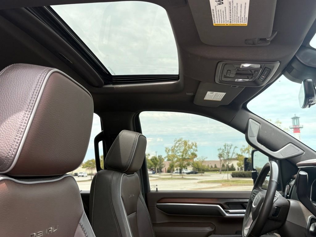 Used 2024 GMC Sierra 2500 Denali w/ Denali Reserve Package AWD/4WD image 7
