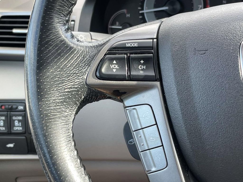 Used 2015 Honda Odyssey EX-L image 22