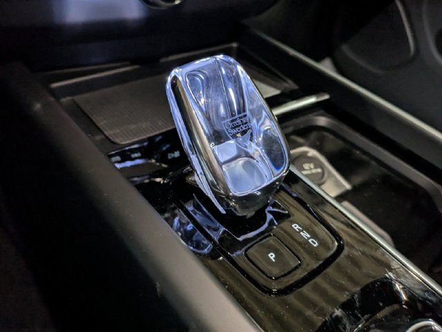 New 2026 Volvo XC60 T8 Ultra w/ Climate Package AWD/4WD image 20