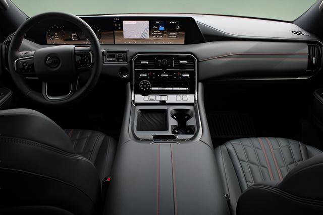 Used 2026 Nissan Armada PRO-4X image 13