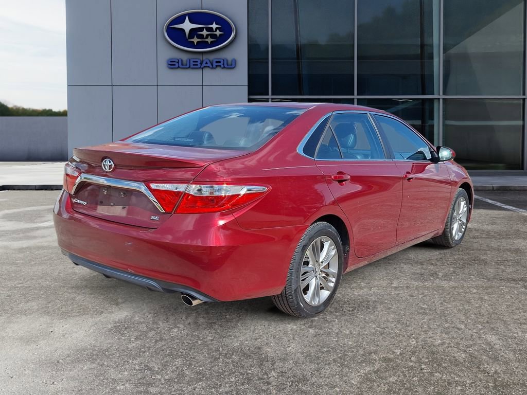 Used 2017 Toyota Camry SE image 6