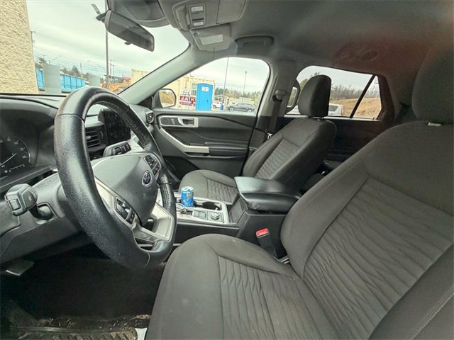 Used 2021 Ford Explorer XLT image 8