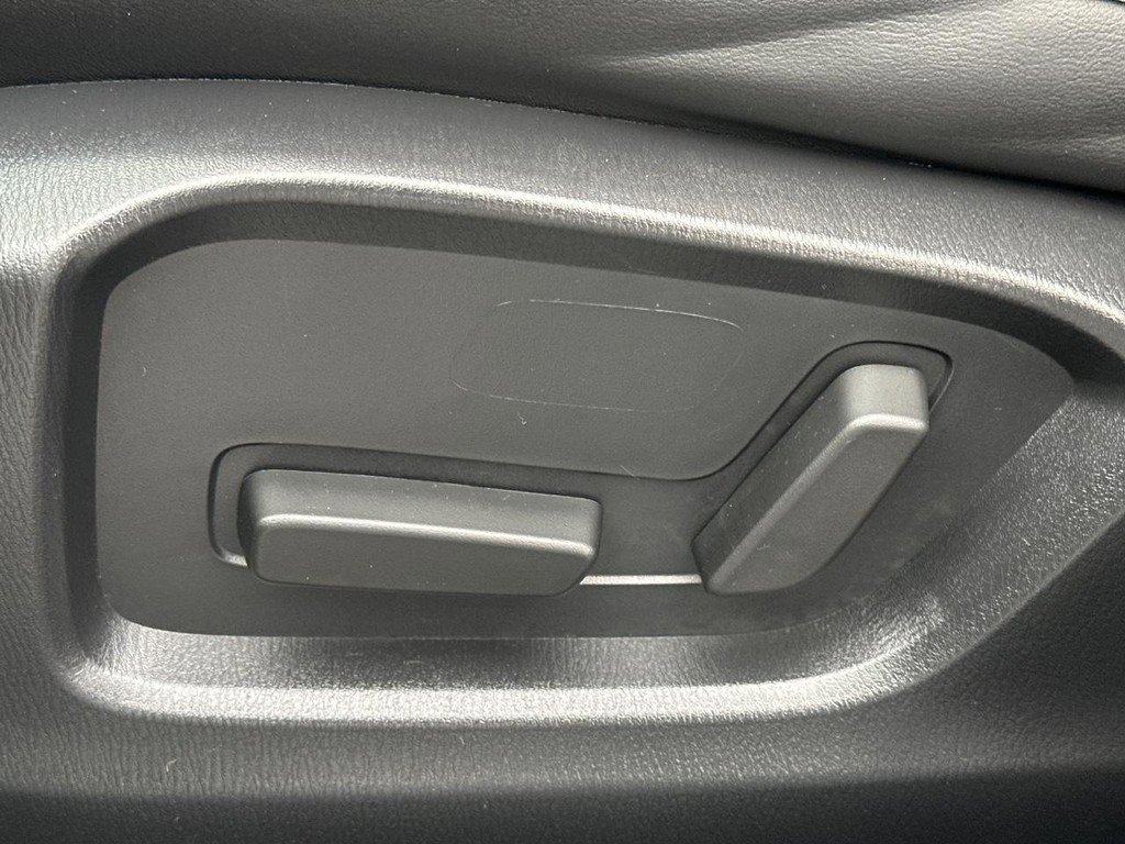 Used 2025 MAZDA CX-5 AWD 2.5 S w/ Select Package image 19