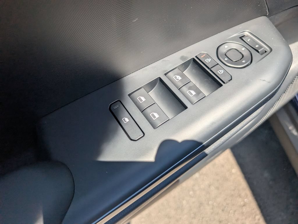 New 2026 Kia K4 FWD image 15