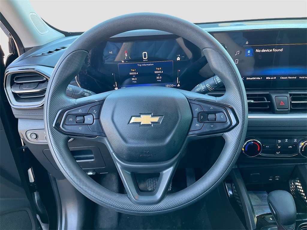 Used 2024 Chevrolet TrailBlazer LS w/ LS Convenience Package image 11