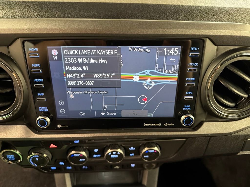 Used 2020 Toyota Tacoma TRD Sport w/ TRD Premium Sport Package AWD/4WD image 10