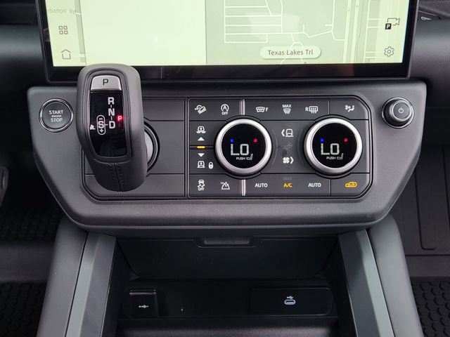 New 2026 Land Rover Defender 110 X-Dynamic SE AWD/4WD image 14