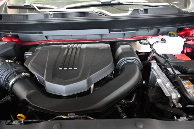 New 2026 Chevrolet Traverse LT w/ Sun and Wheel Package FWD image 29