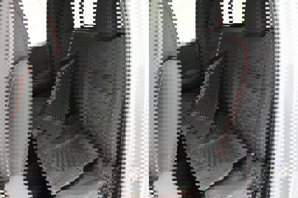 Used 2023 Nissan Frontier PRO-4X w/ Pro Convenience Package image 16