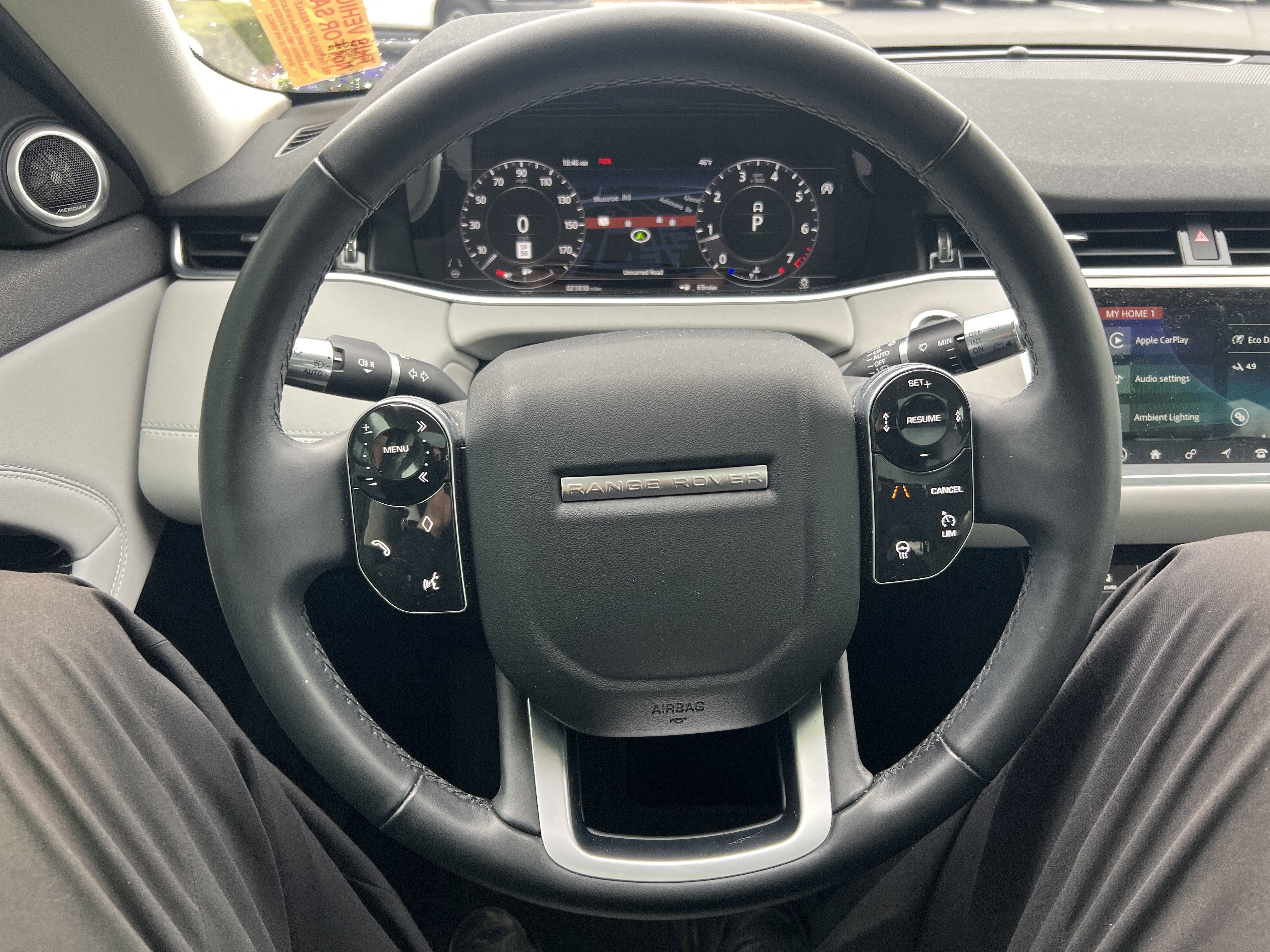 Used 2020 Land Rover Range Rover Evoque SE image 18