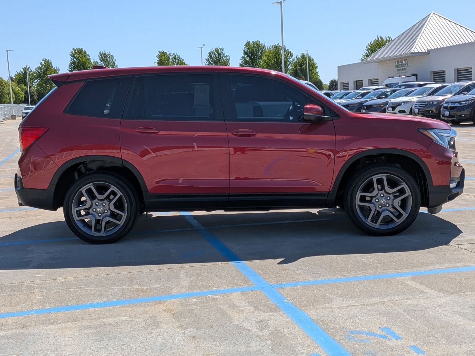Certified 2023 Honda Passport EX-L image 5
