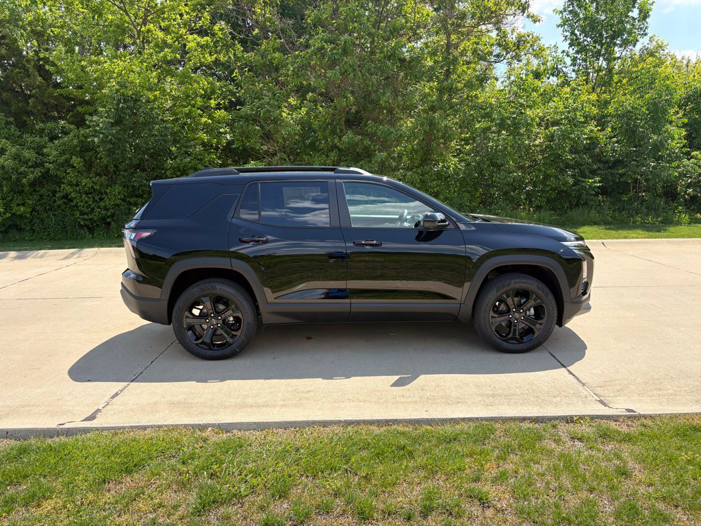 New 2026 Chevrolet Equinox LT w/ Convenience Package II FWD image 10