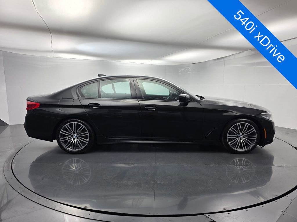 Used 2019 BMW 540i xDrive w/ M Sport Package AWD/4WD image 3