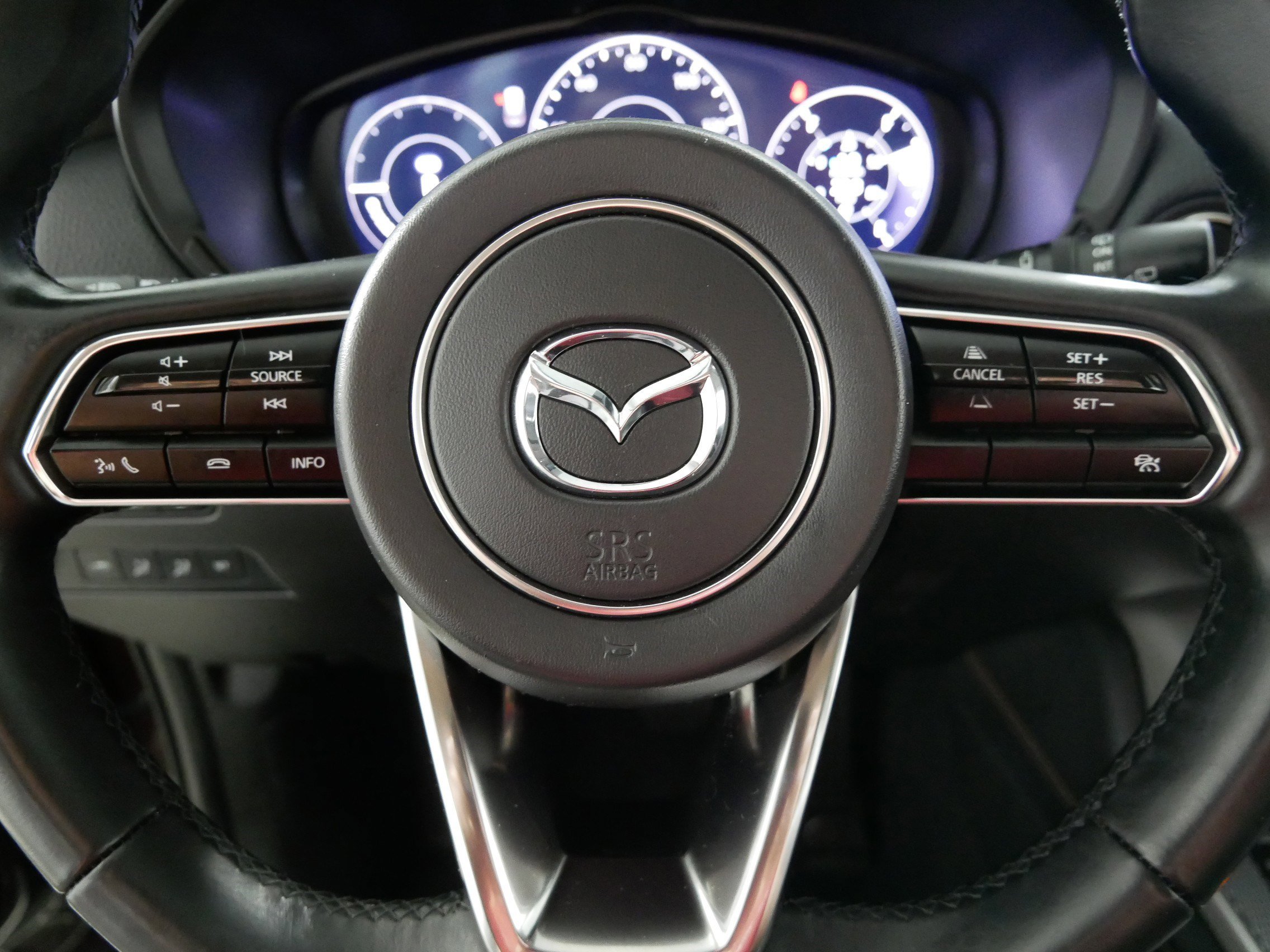 Certified 2024 MAZDA CX-90 Plug-In Hybrid w/ Premium Pkg AWD/4WD image 25
