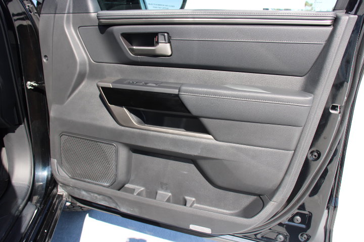 Used 2024 Toyota Tundra Limited AWD/4WD image 20
