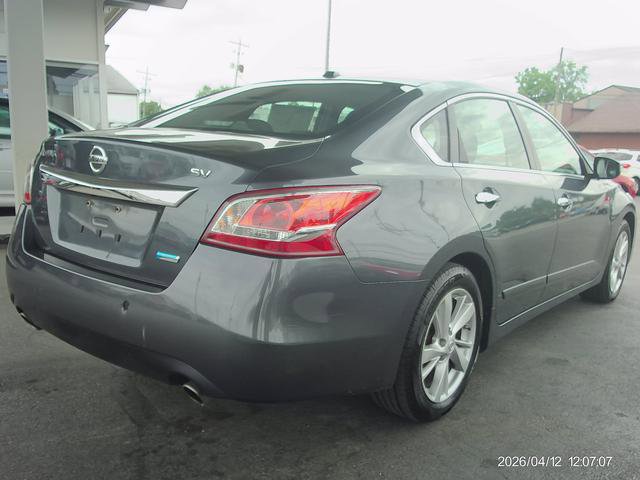 Used 2013 Nissan Altima 2.5 SV w/ 2.5SV Convenience Pkg FWD image 3