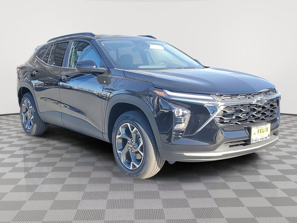 New 2026 Chevrolet Trax LT w/ LT Convenience Package image 2