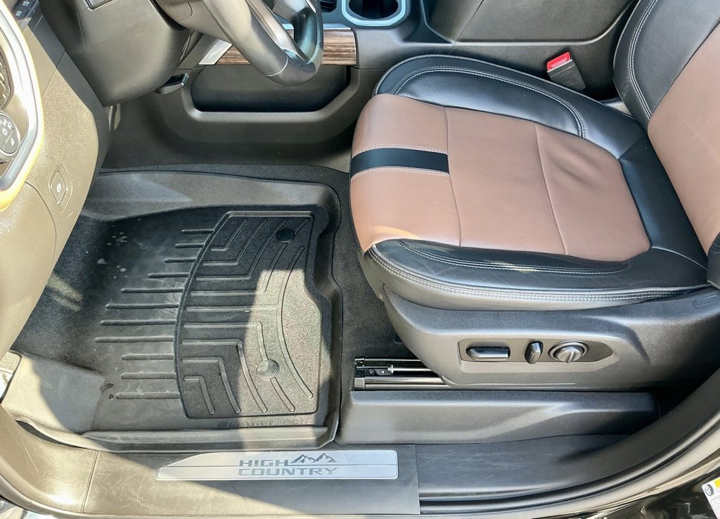 Used 2021 Chevrolet Silverado 1500 High Country w/ Technology Package image 42