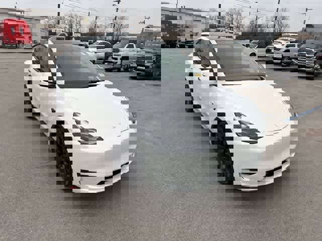 Used 2021 Tesla Model Y Performance image 24