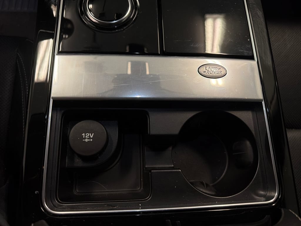 Used 2018 Land Rover Range Rover Velar S AWD/4WD image 19