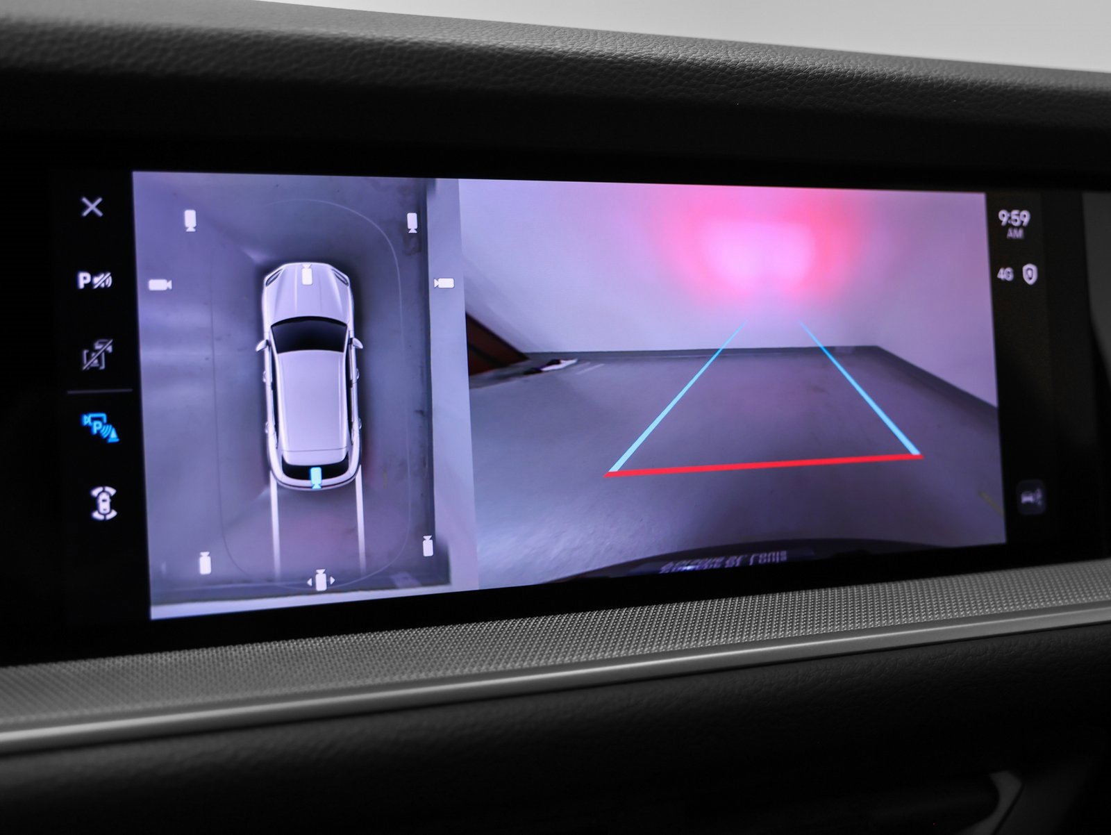 Used 2025 Porsche Cayenne image 34