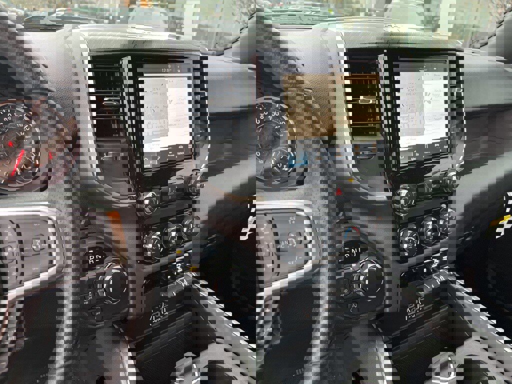 New 2026 RAM 1500 Express image 9