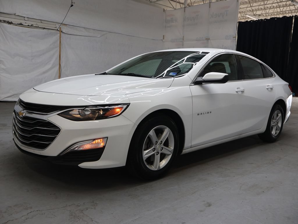 Used 2024 Chevrolet Malibu LS FWD image 3