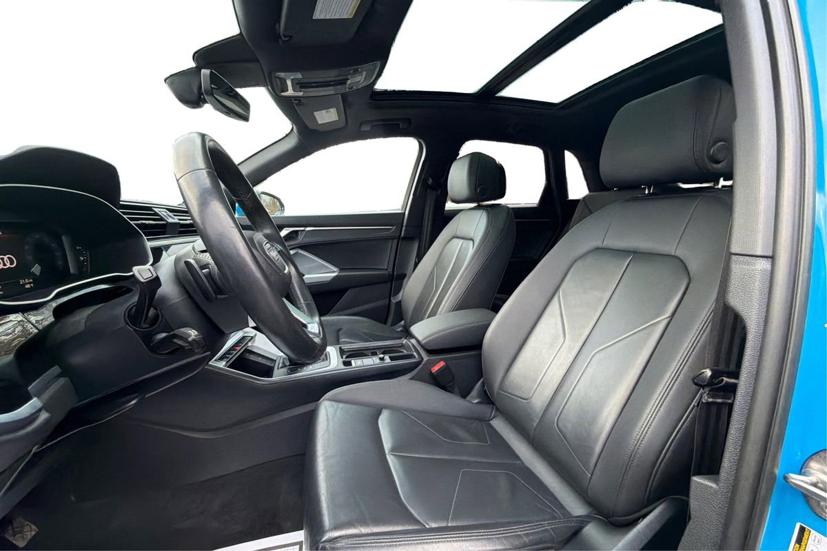 Used 2023 Audi Q3 2.0T Premium image 9