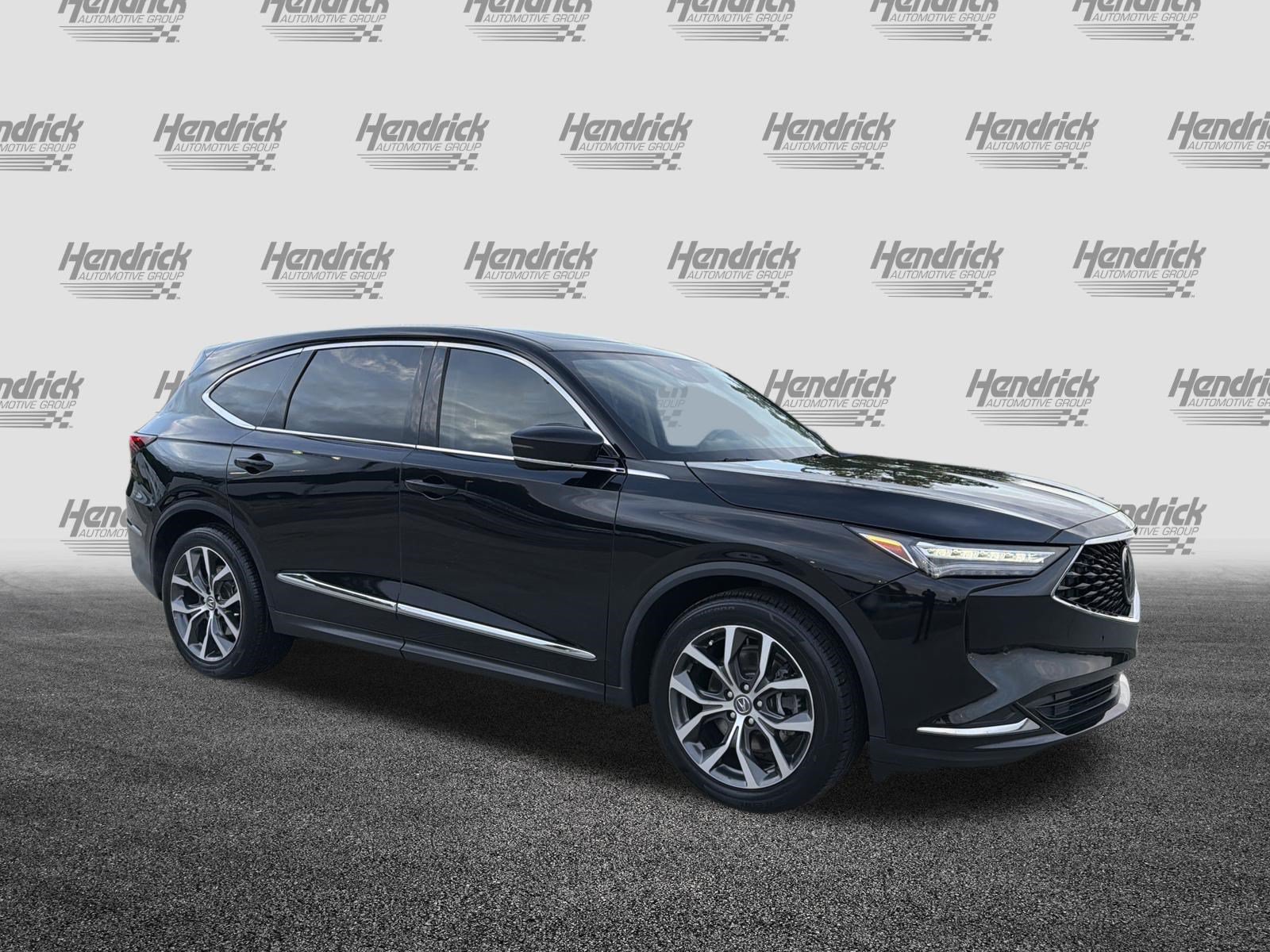 Certified 2024 Acura MDX w/ Technology Package FWD image 2