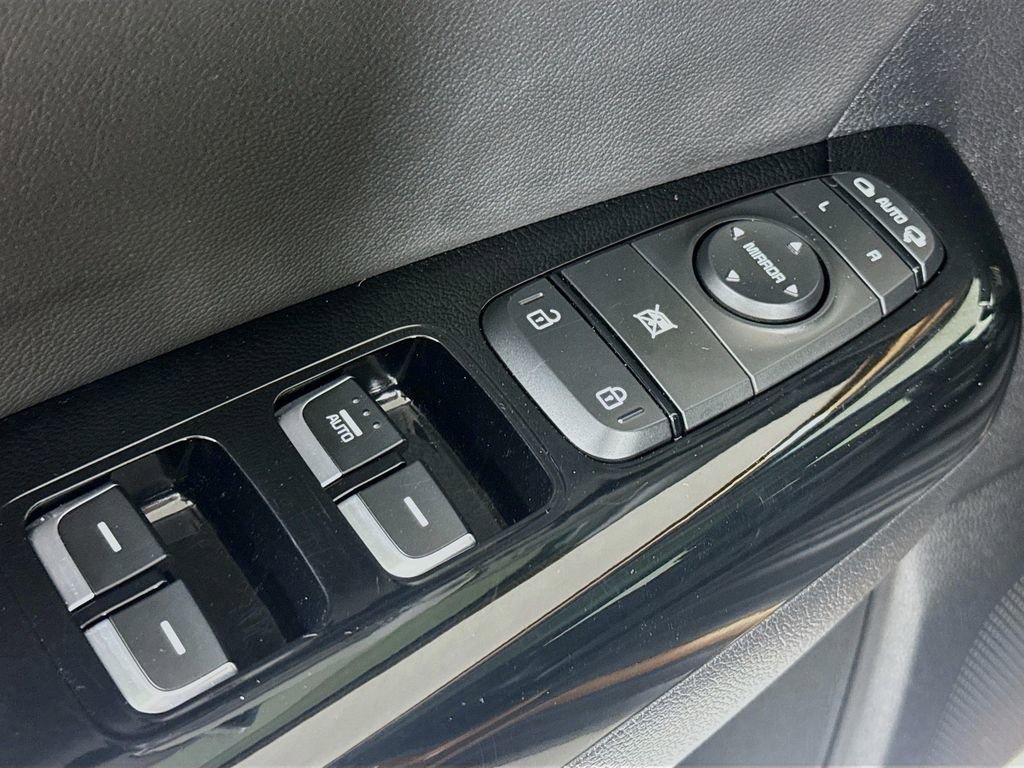 Used 2019 Kia Sportage EX w/ EX Technology Package image 17