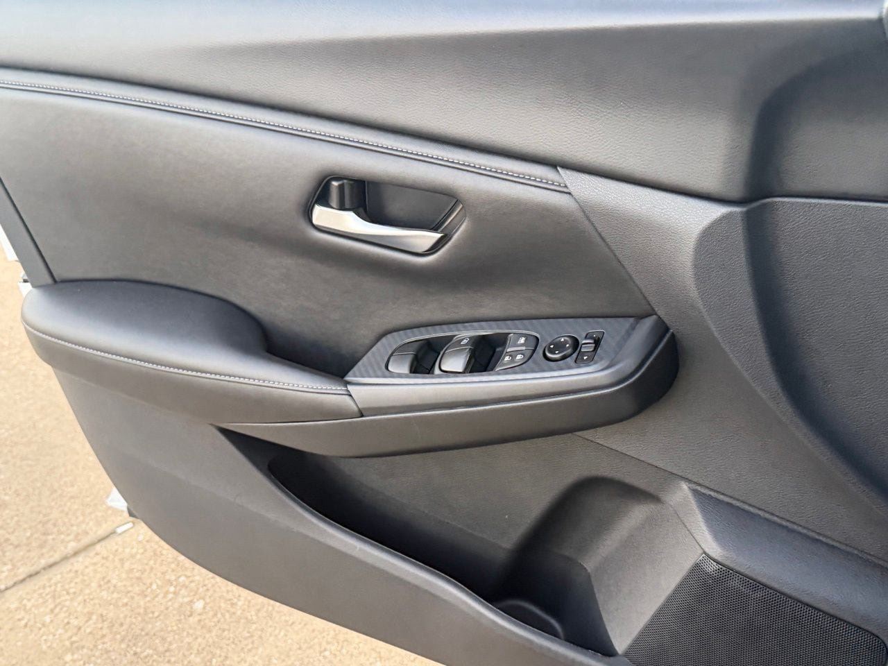 Certified 2025 Nissan Sentra SV w/ All-Weather Package FWD image 28
