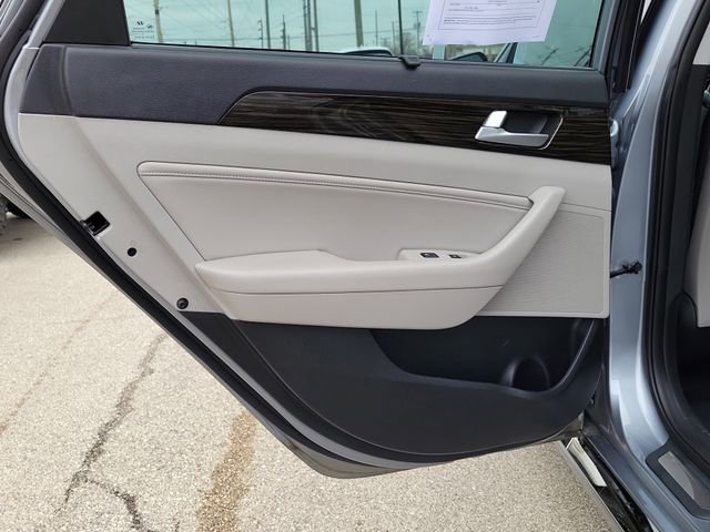 Used 2016 Hyundai Sonata Limited w/ Option Group 04 image 11