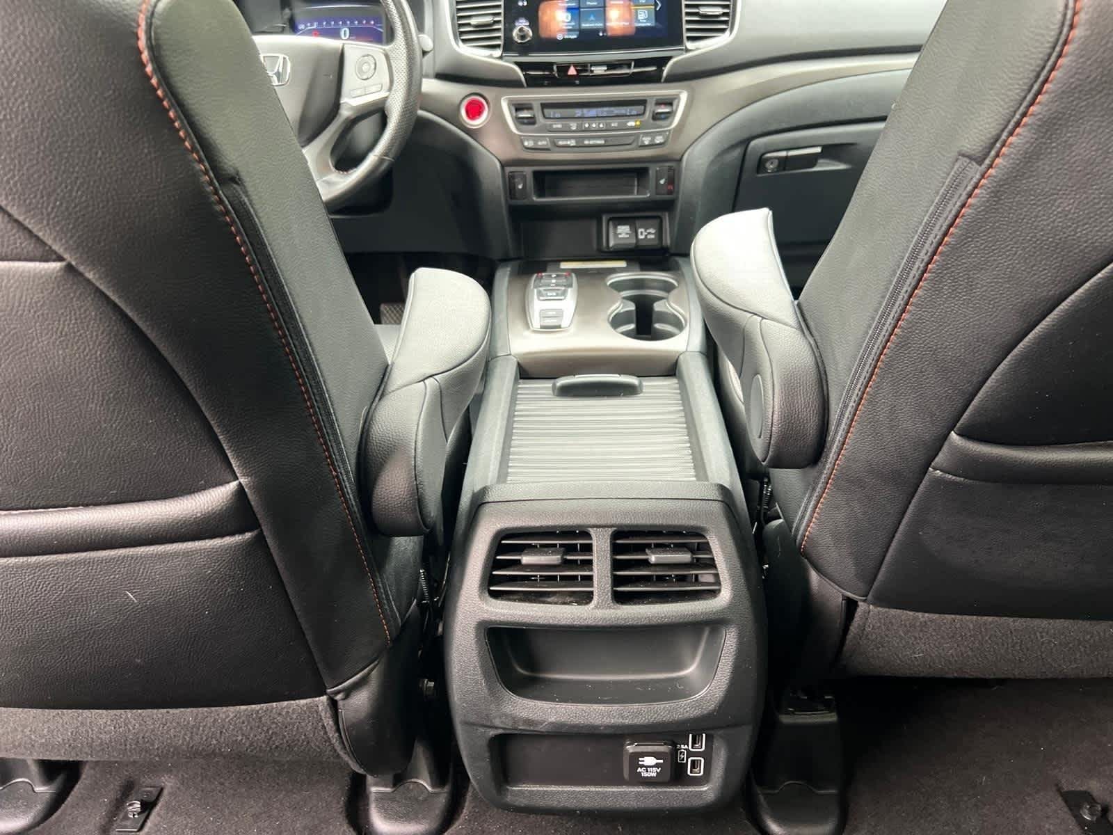 Used 2023 Honda Passport TrailSport image 32