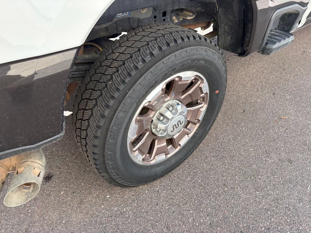 Certified 2025 Ford F250 King Ranch AWD/4WD image 14