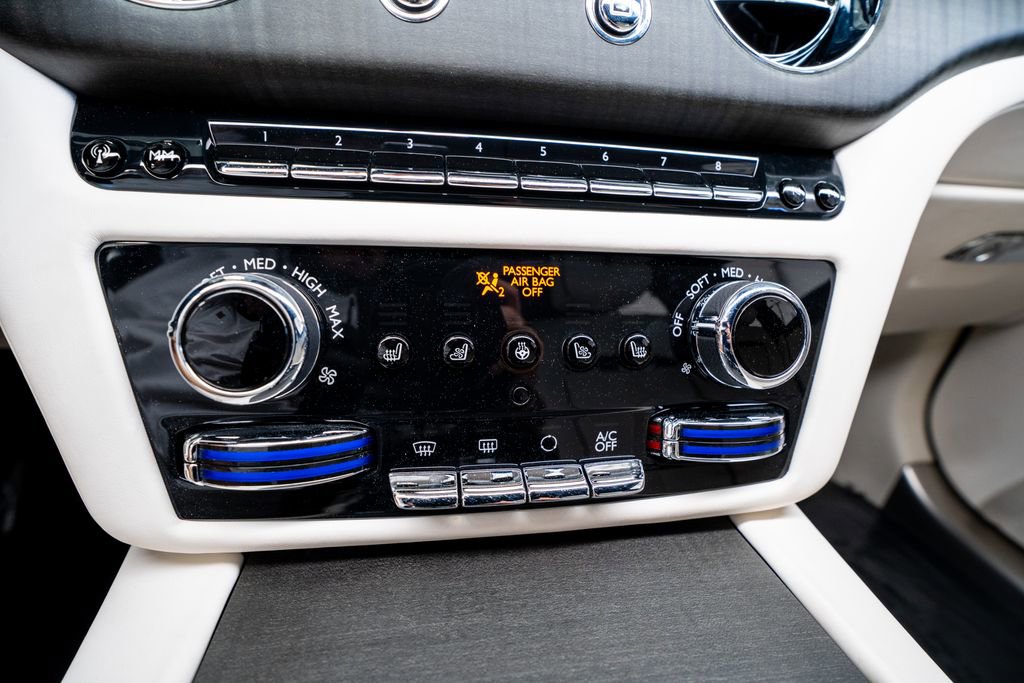 Used 2022 Rolls-Royce Ghost image 36