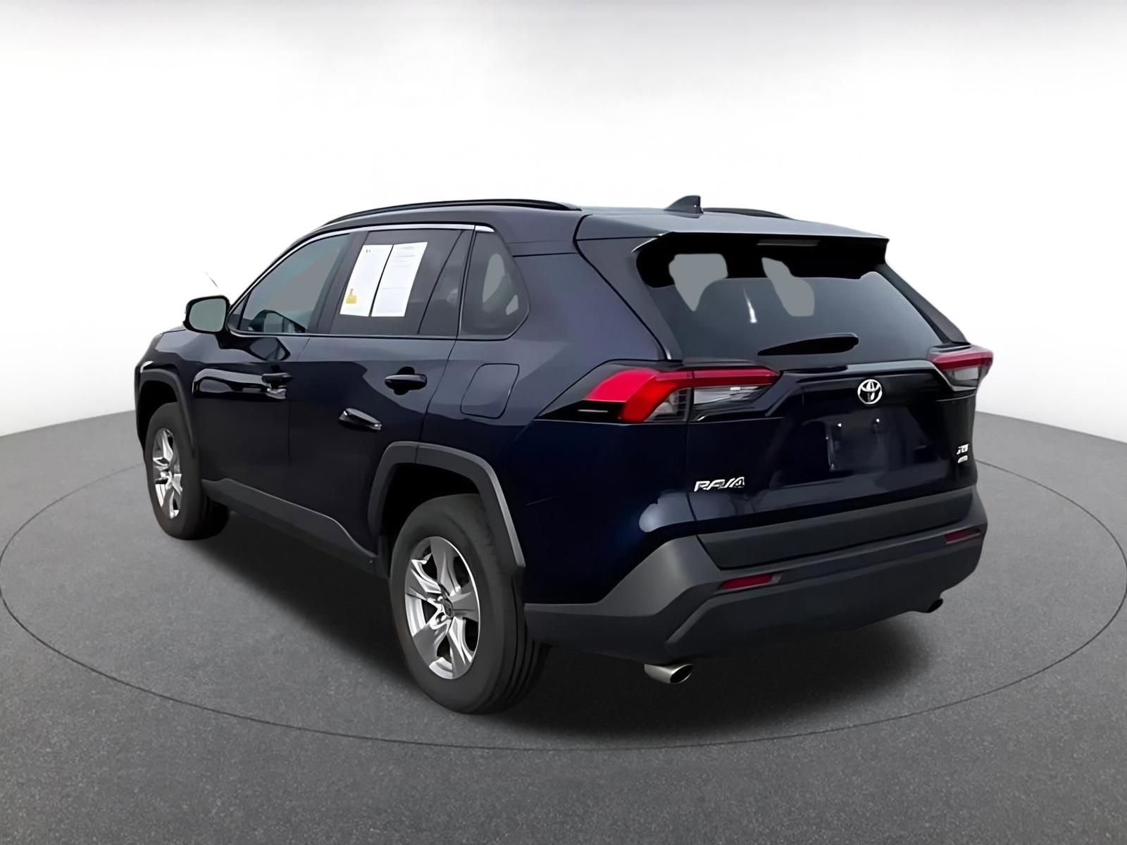 Used 2025 Toyota RAV4 XLE image 11