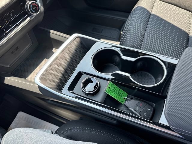 New 2027 Chevrolet Equinox LT w/ LPO, Floor Liner Package AWD/4WD image 17
