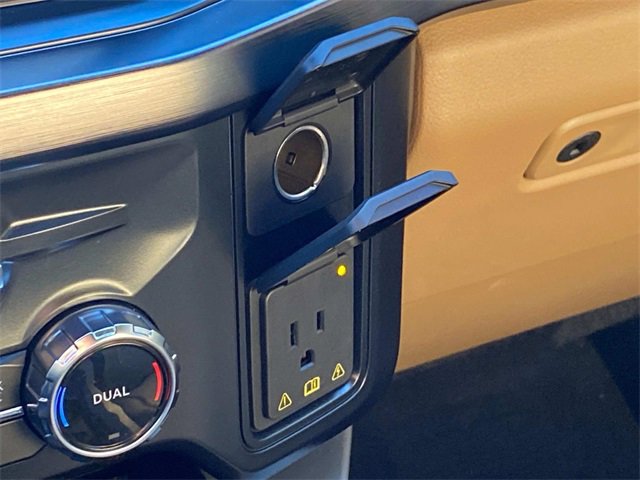 Used 2026 Ford F250 Lariat w/ Chrome Package image 27