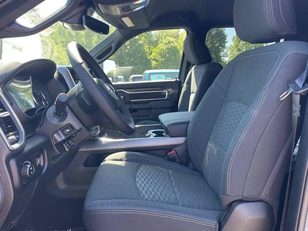 New 2026 RAM 2500 Big Horn AWD/4WD image 2
