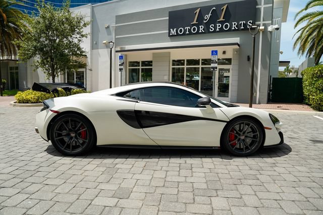 Used 2017 McLaren 570S Coupe RWD image 33