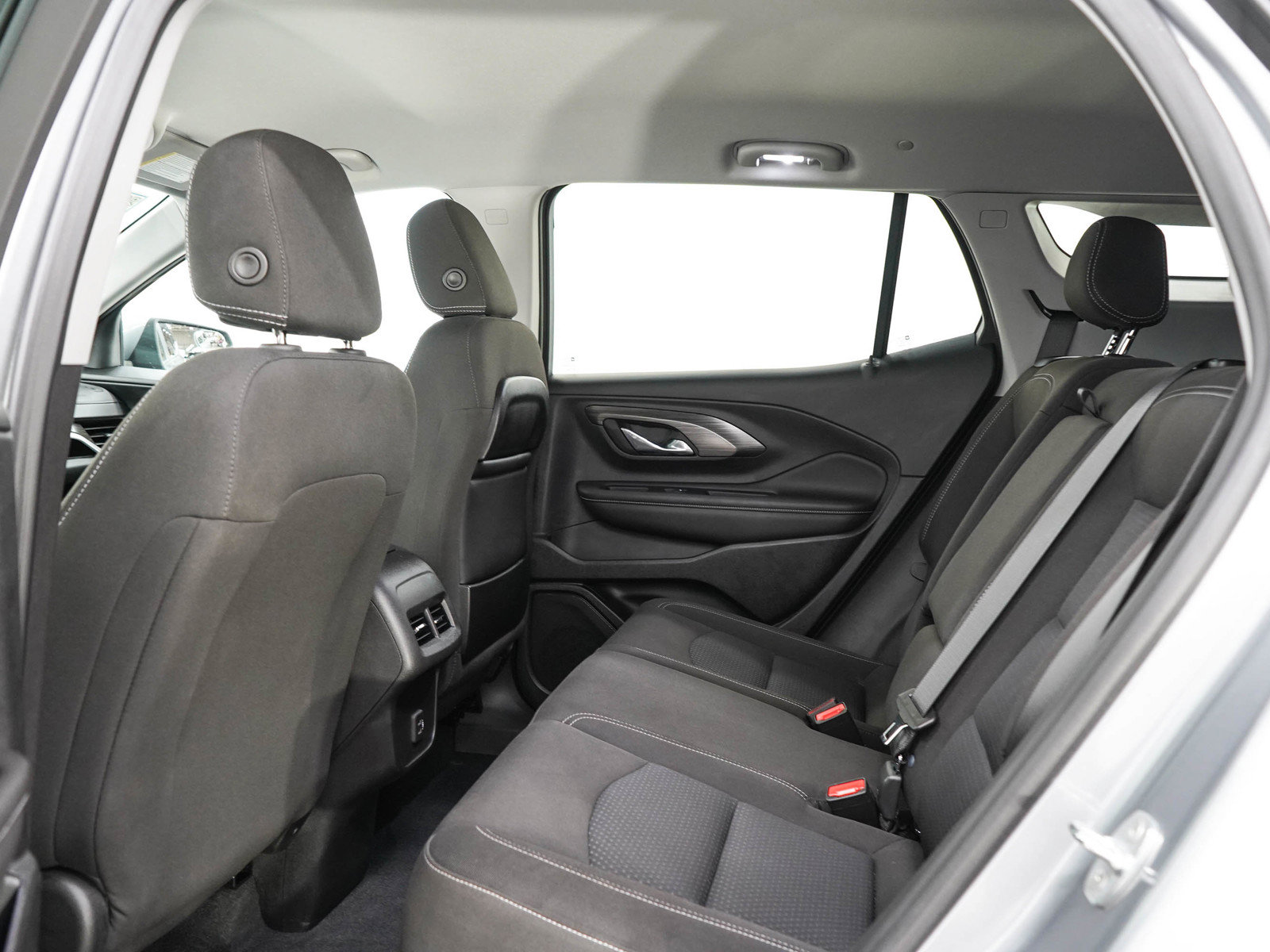Used 2023 GMC Terrain SLE w/ Driver Convenience Package AWD/4WD image 14