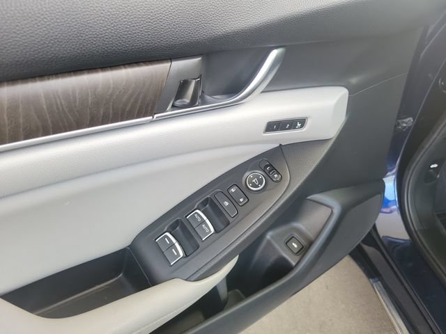 Used 2018 Honda Accord EX-L image 17