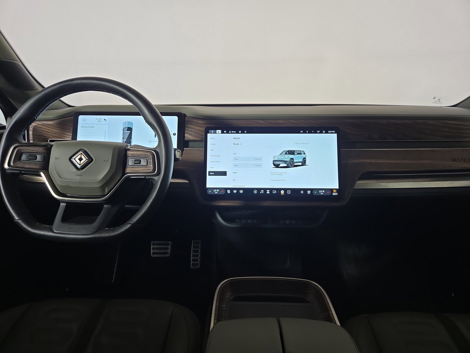 Used 2024 Rivian R1S Adventure AWD/4WD image 27