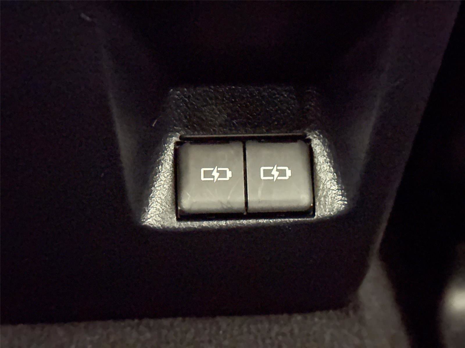 Certified 2024 Toyota 4Runner TRD Off-Road Premium image 38