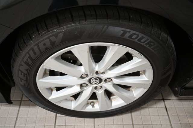 Used 2019 Toyota Camry LE image 17