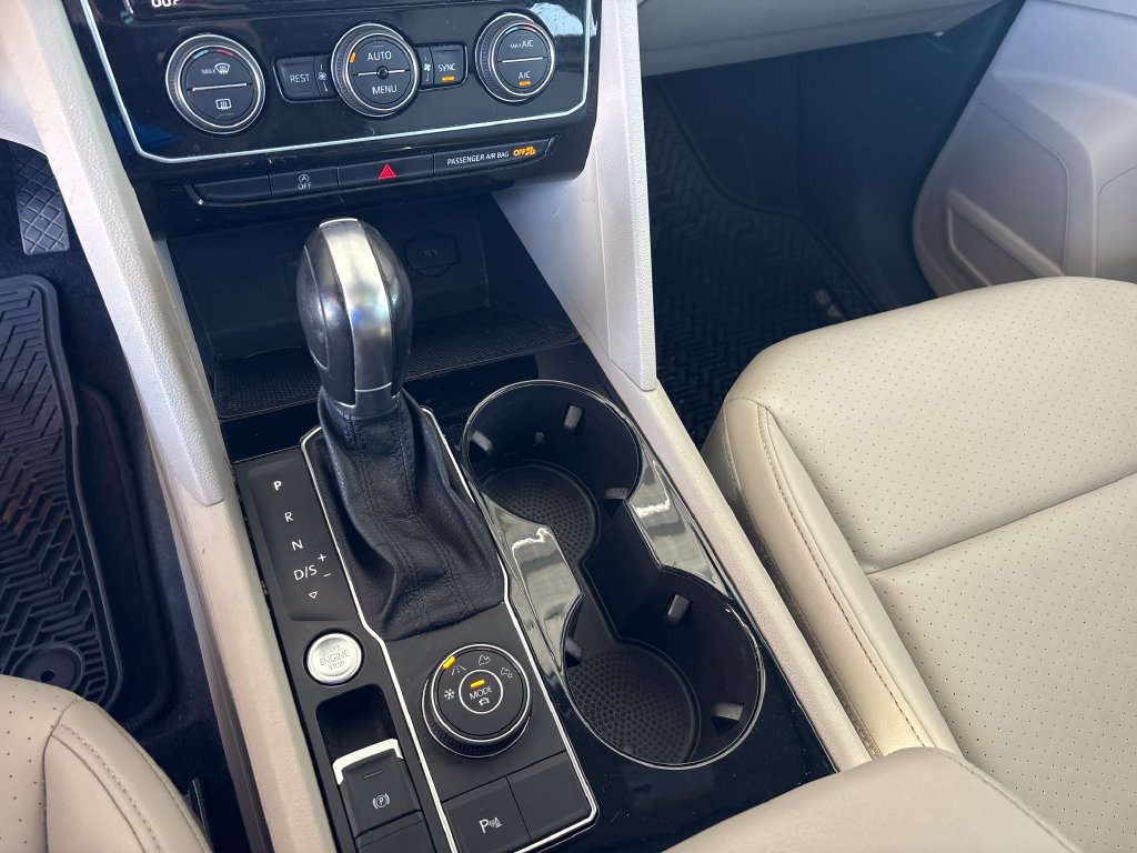 Used 2018 Volkswagen Atlas SEL AWD/4WD image 12