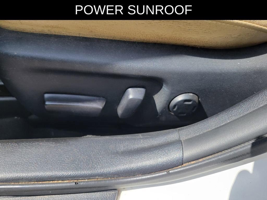 Used 2016 Toyota Avalon XLE Premium FWD image 13