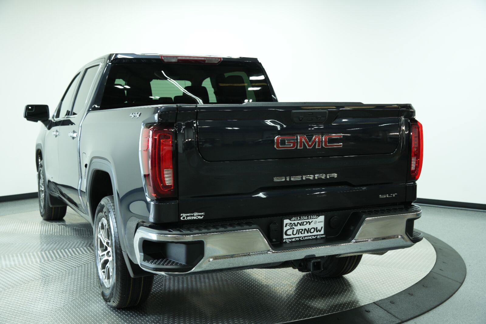 Used 2025 GMC Sierra 1500 SLT AWD/4WD image 7