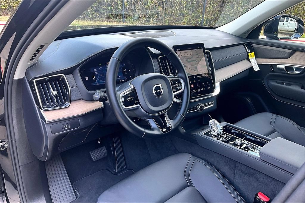 Certified 2026 Volvo XC90 B6 Plus AWD/4WD image 17