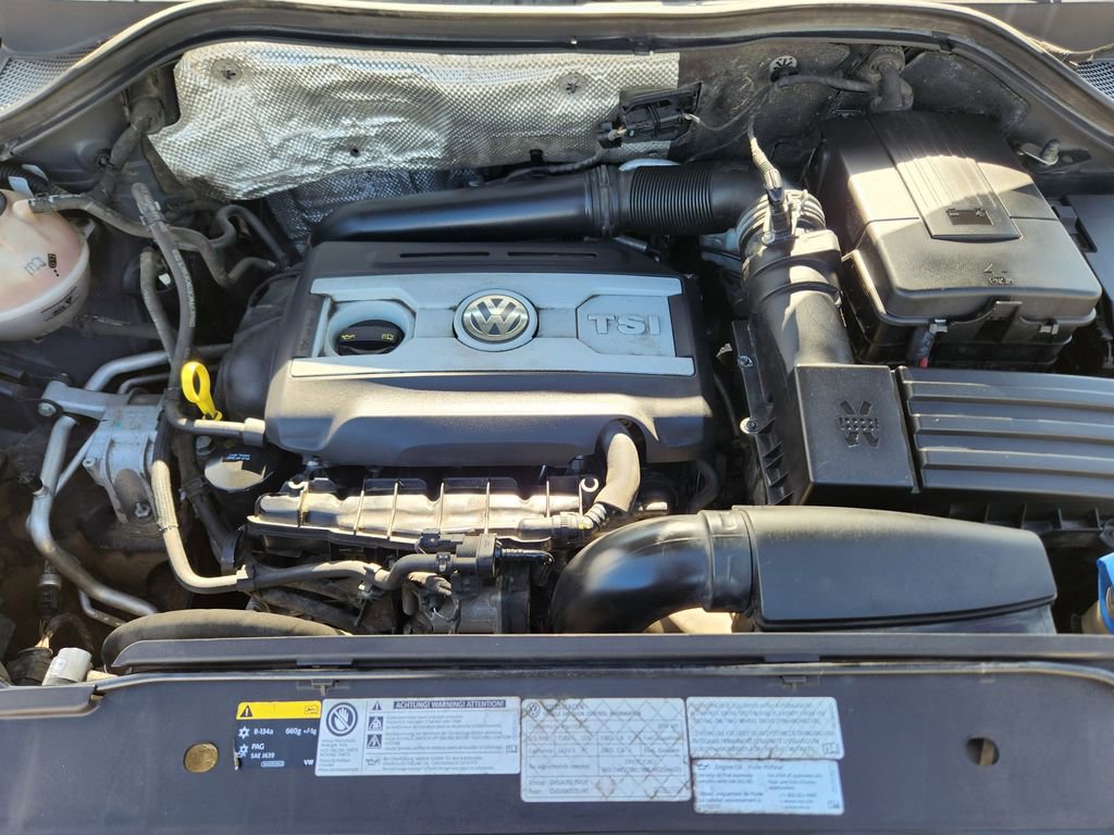 Used 2016 Volkswagen Tiguan S image 20